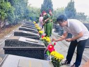 Lãnh đạo xã Nghĩa Thọ viếng nghĩa trang liệt sĩ nhân kỷ niệm 78 năm ngày Thương binh - Liệt sĩ
